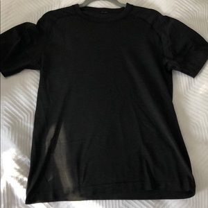 ✨SOLD: Black Men’s Metal Vent Tech Tee